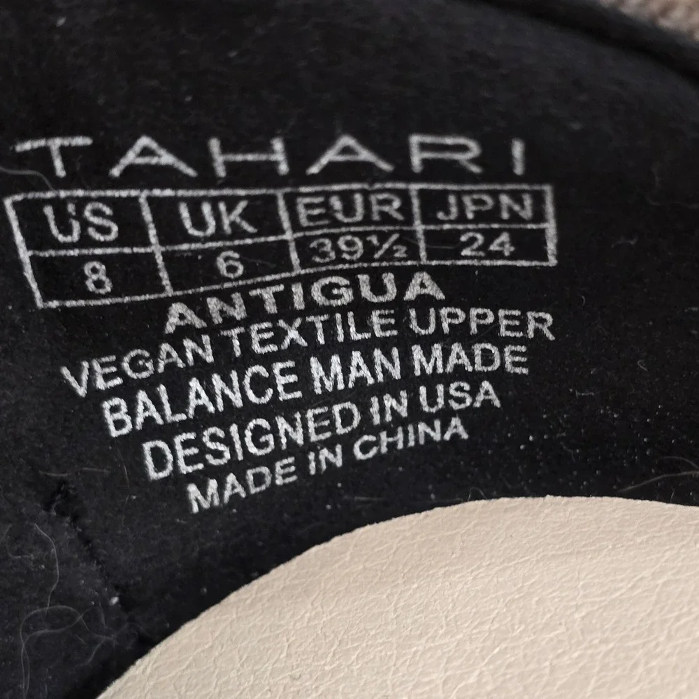 Tahari Antigua Pointed Toe Knit Ballet Flats Black Ivory Sz 8 Quiet Luxury Chic